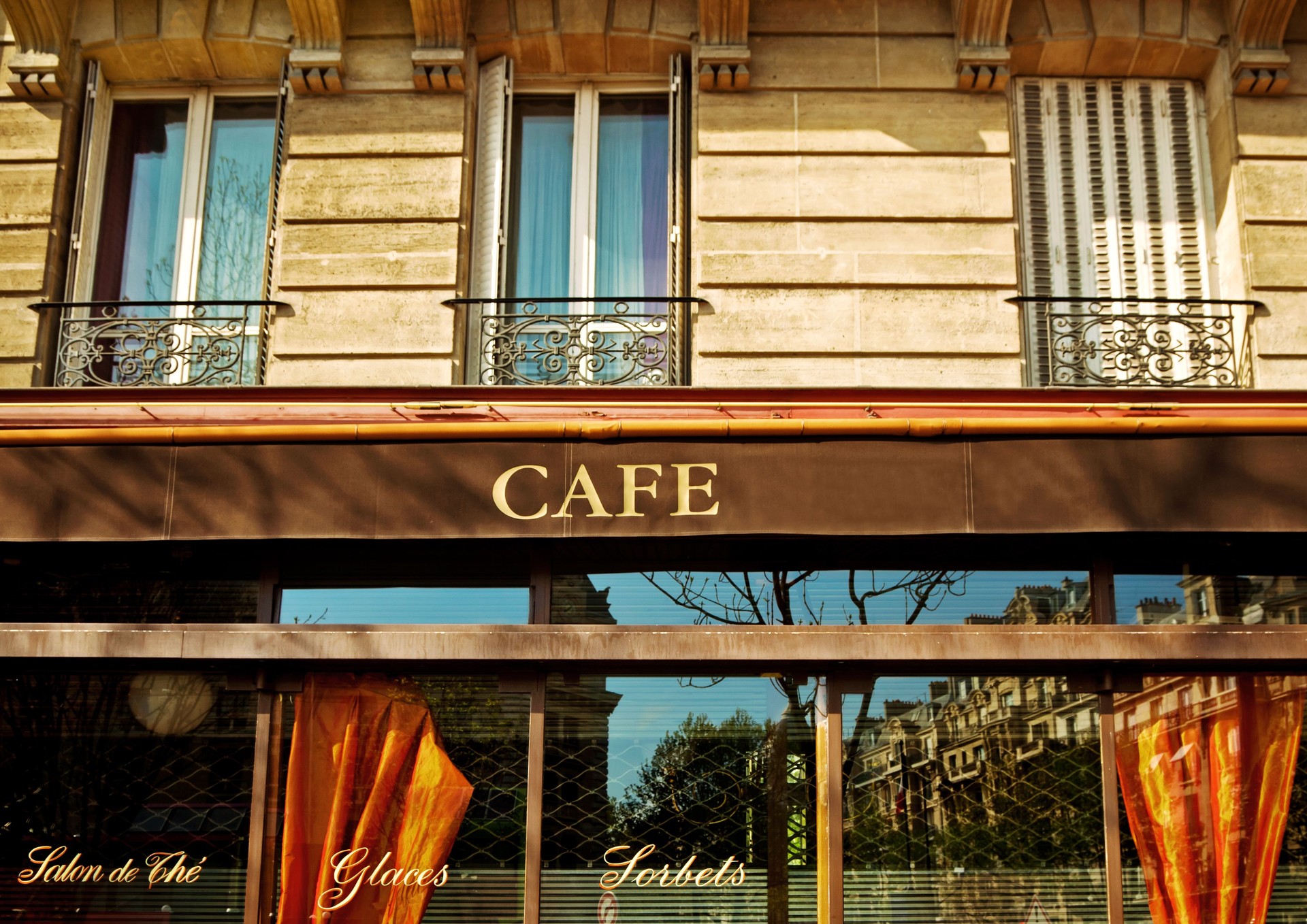 Restaurant in Paris